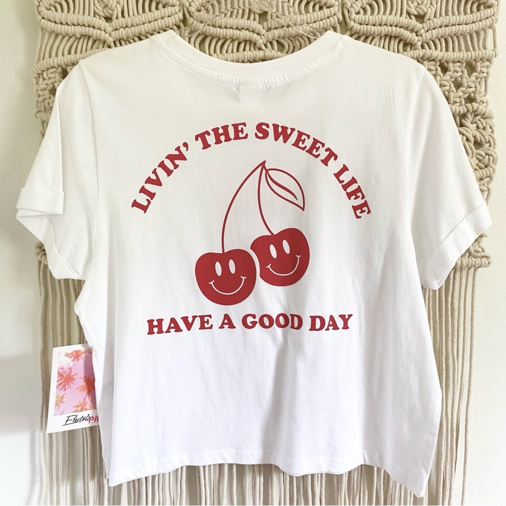 NWT Boutique Cherry Cropped Graphic Tee Small